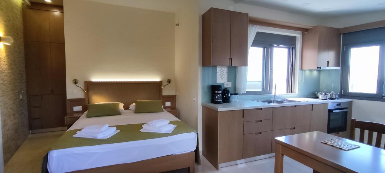 Romantica Apartments Фаласарна Экстерьер фото