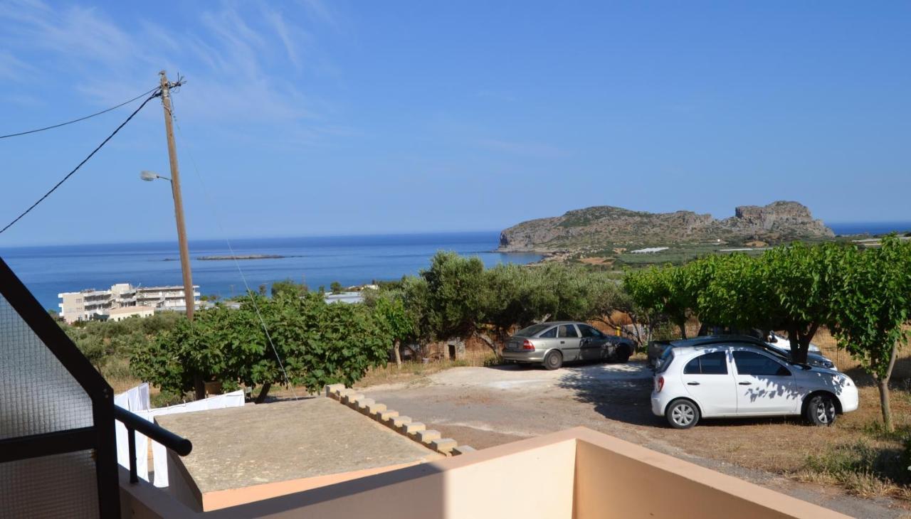 Romantica Apartments Фаласарна Экстерьер фото