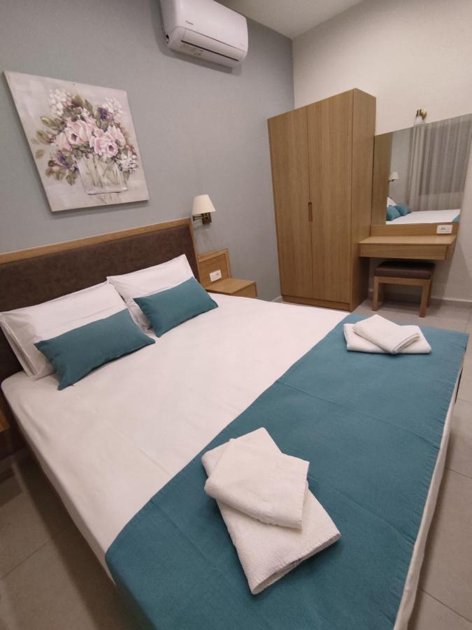 Romantica Apartments Фаласарна Экстерьер фото