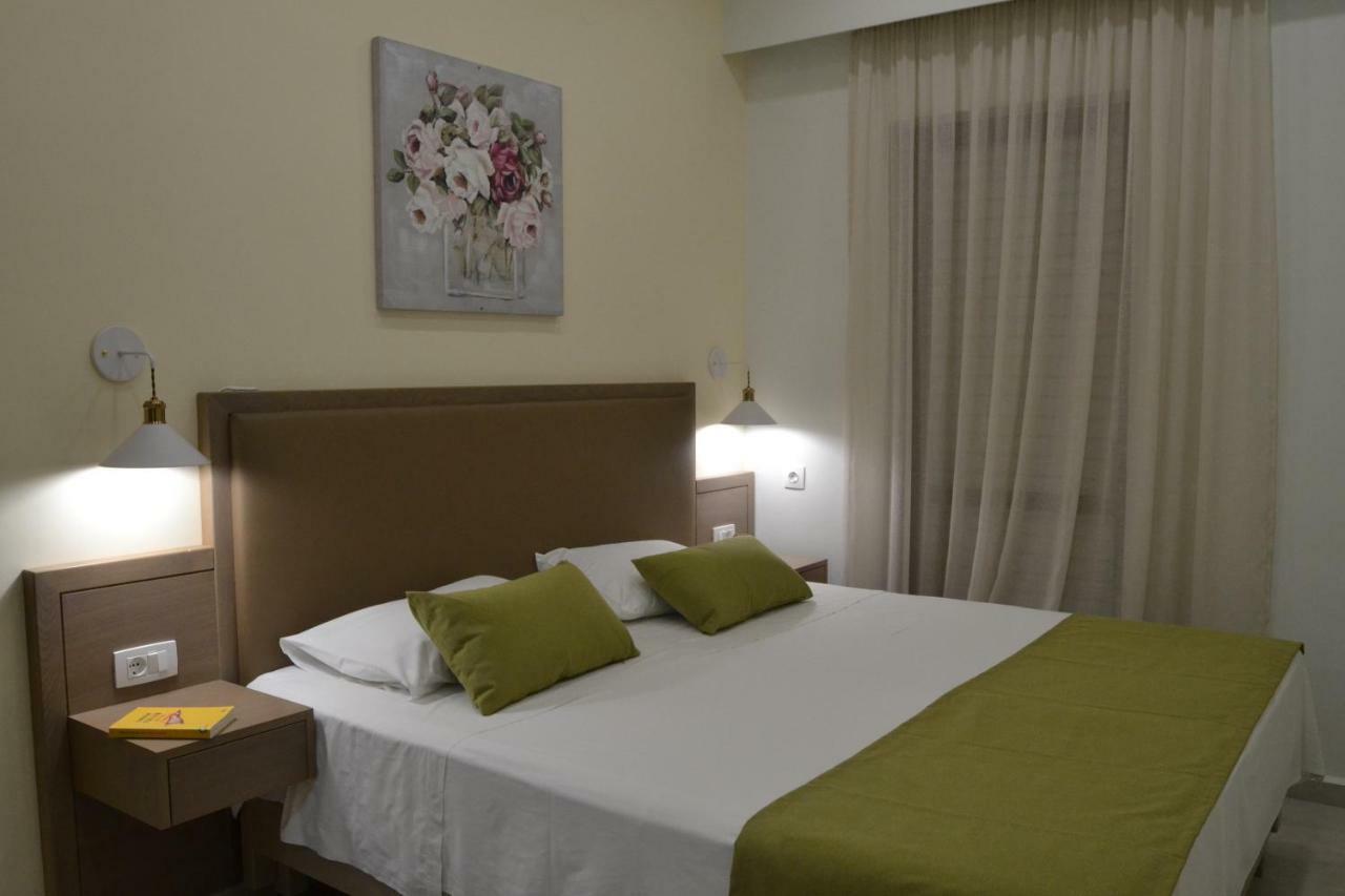 Romantica Apartments Фаласарна Экстерьер фото